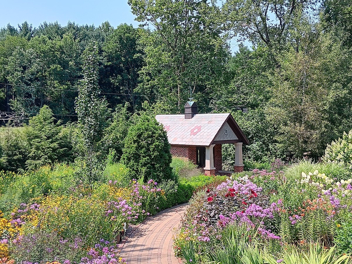 DeFries Gardens ‒ River Preserve County Park