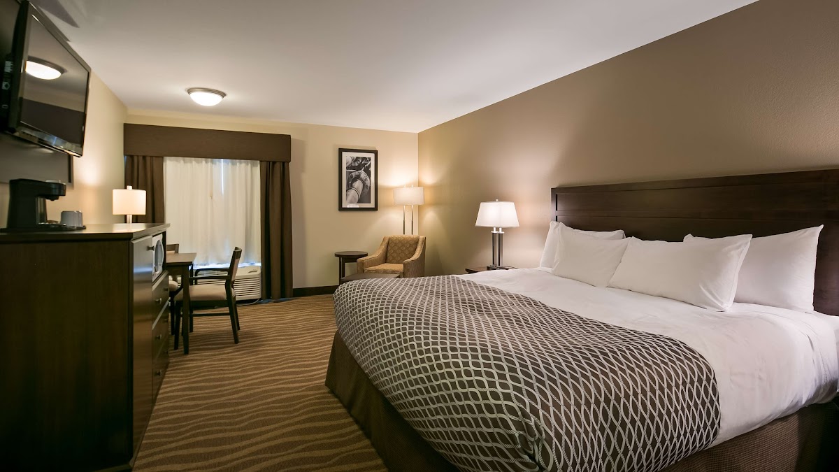 Best Western High Road Inn photo 2