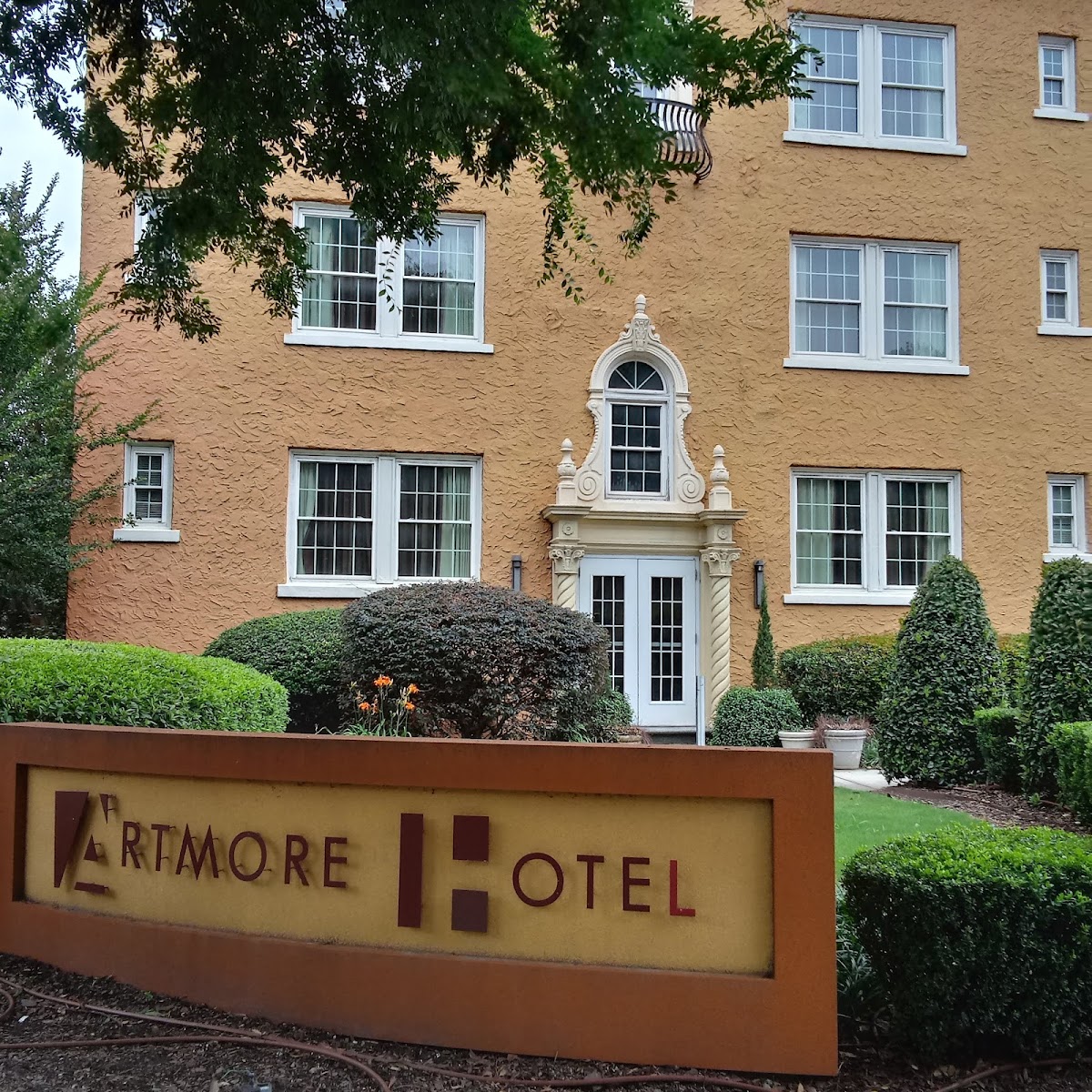 Artmore Hotel photo 3