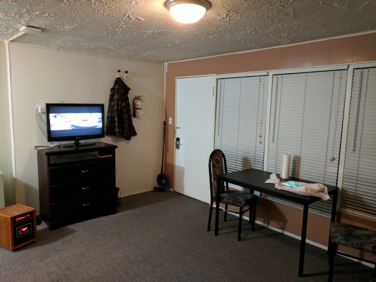 Trail Motel, RV & Mobile Home Park photo 3