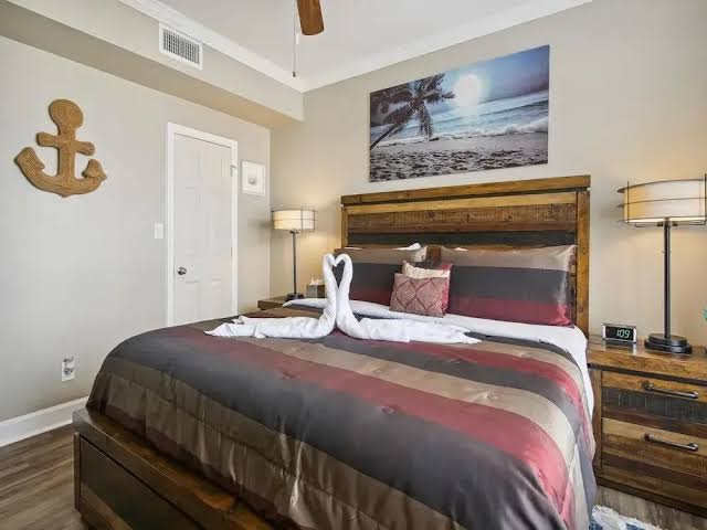 Dawn Beach Condominiums photo 2