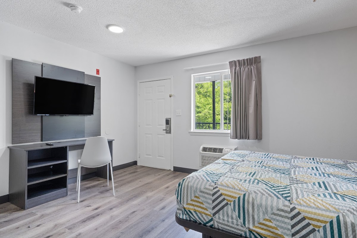 Southern Suites Pensacola Mobile photo 2
