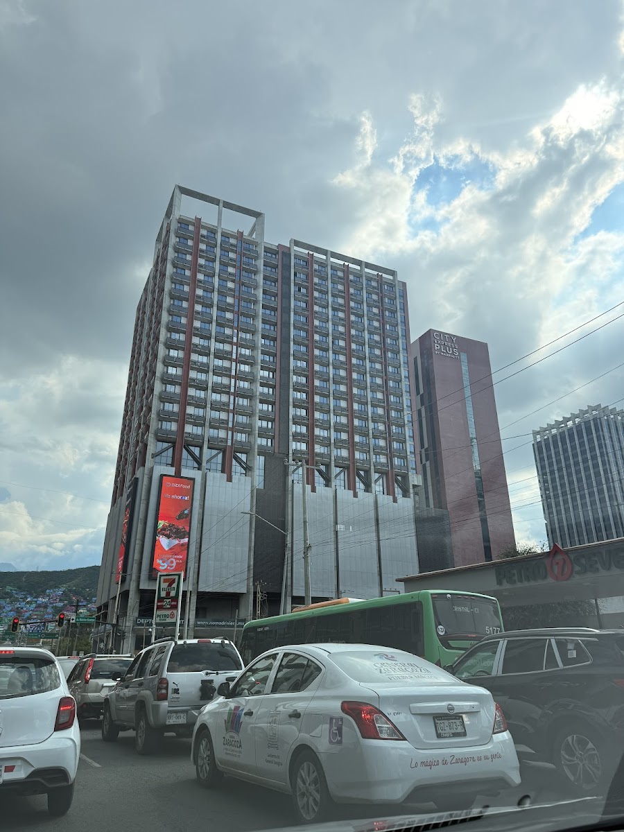 City Express Plus by Marriott Monterrey Centro