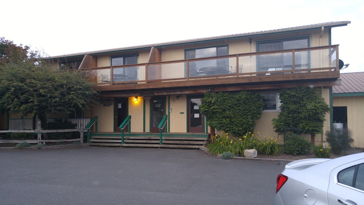 Lopez Lodge