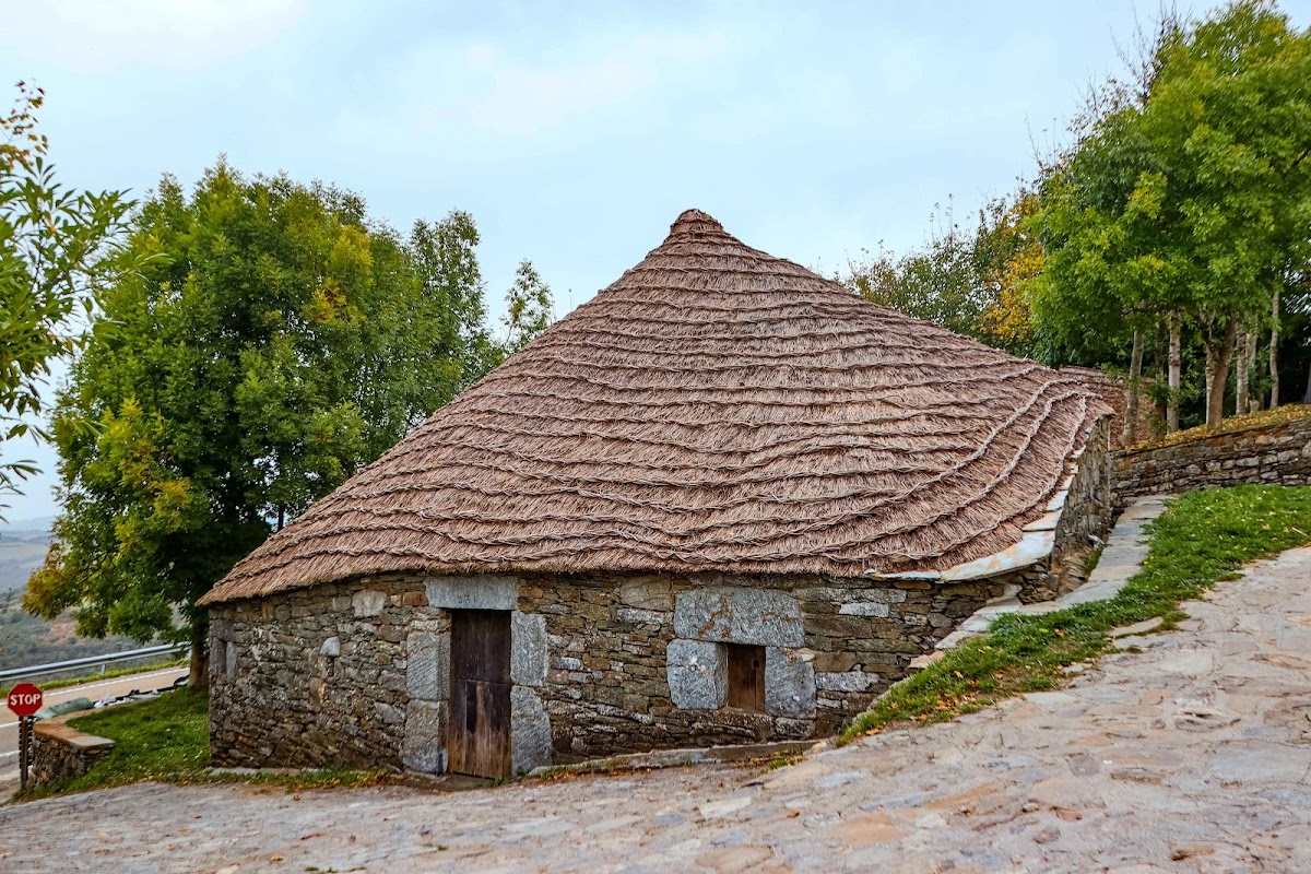 Conxunto Etnográfico das Pallozas do Cebreiro