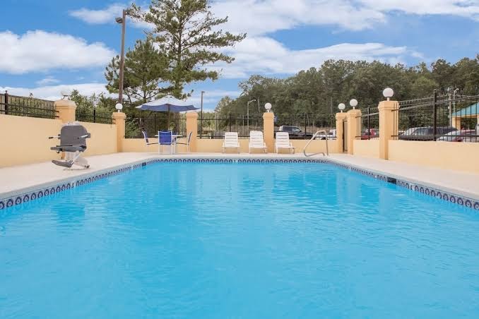 Americas Best Value Inn Kosciusko photo 3
