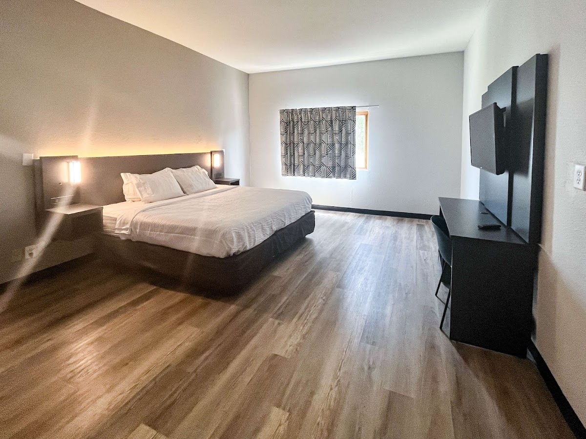Studio 6 Suites Elkhart, IN photo 2