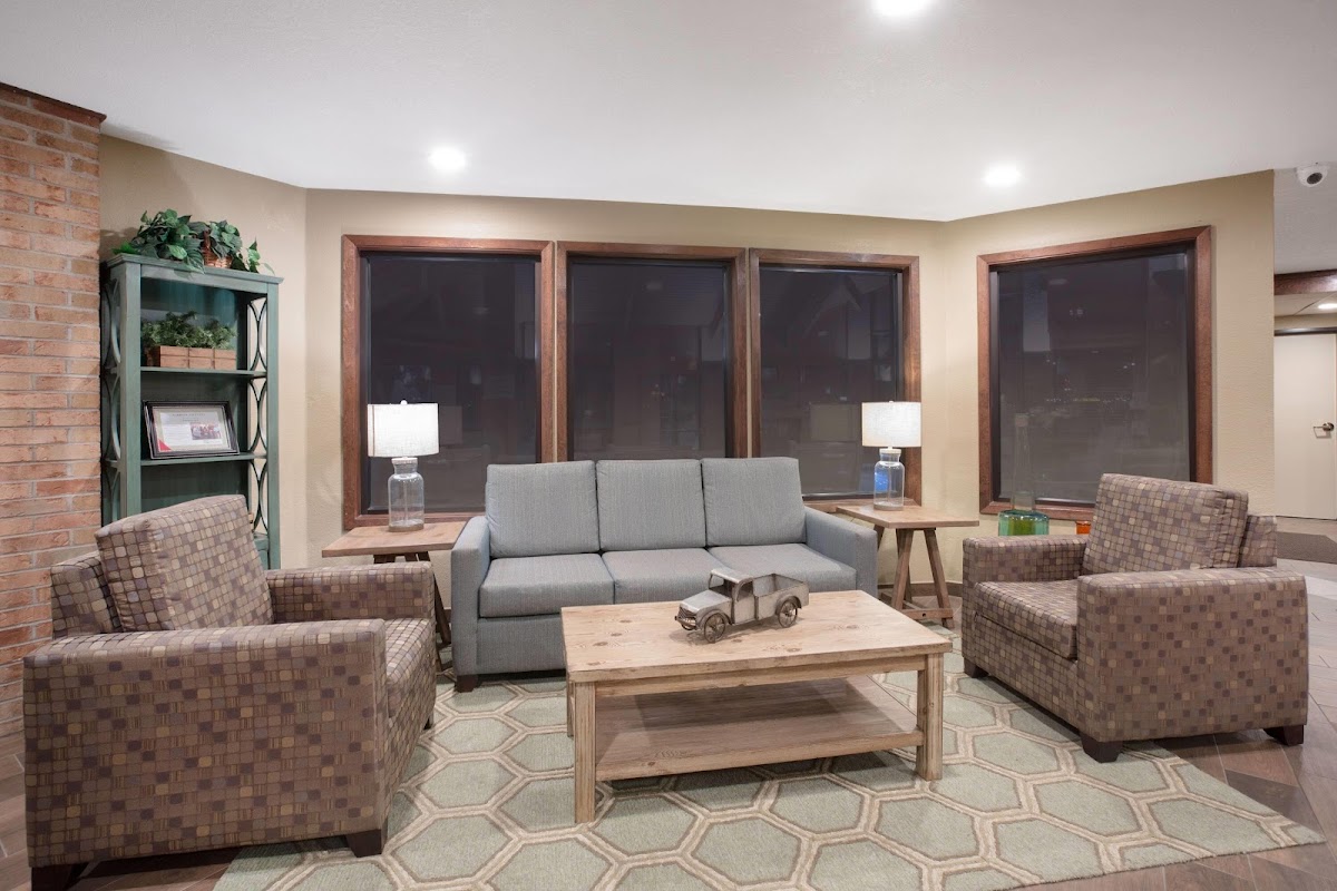 AmericInn by Wyndham Mount Pleasant photo 3