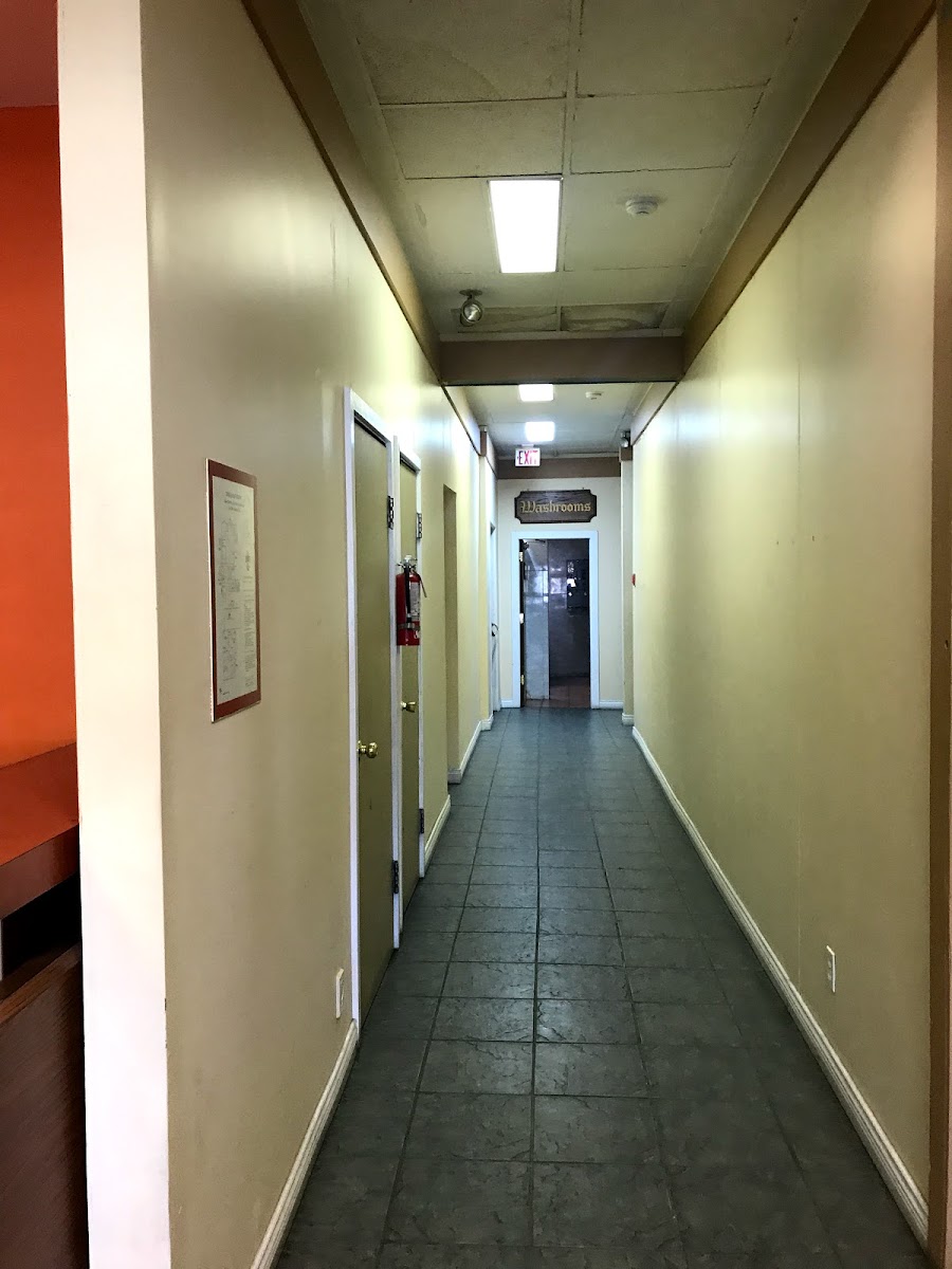 Oasis Hotel photo 3