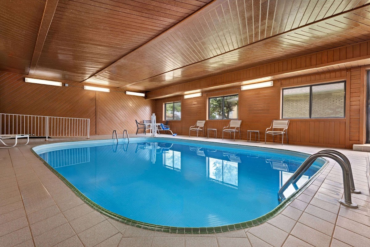 Baymont by Wyndham Waterloo photo 3