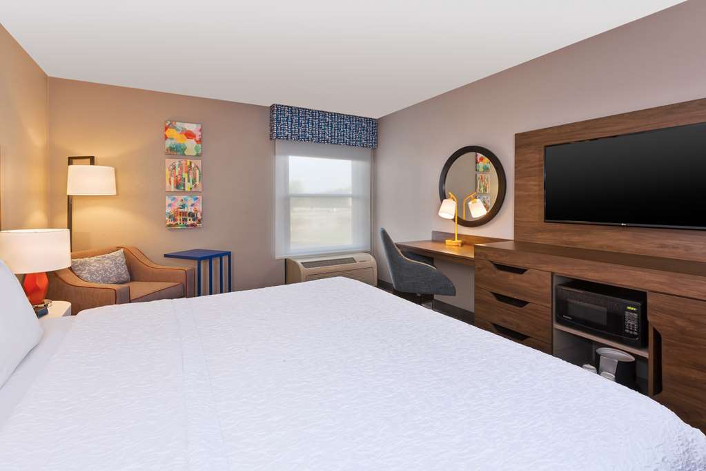 Hampton Inn Princeton photo 2