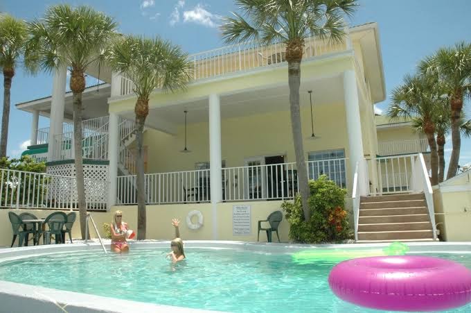 Sun Coast Inn