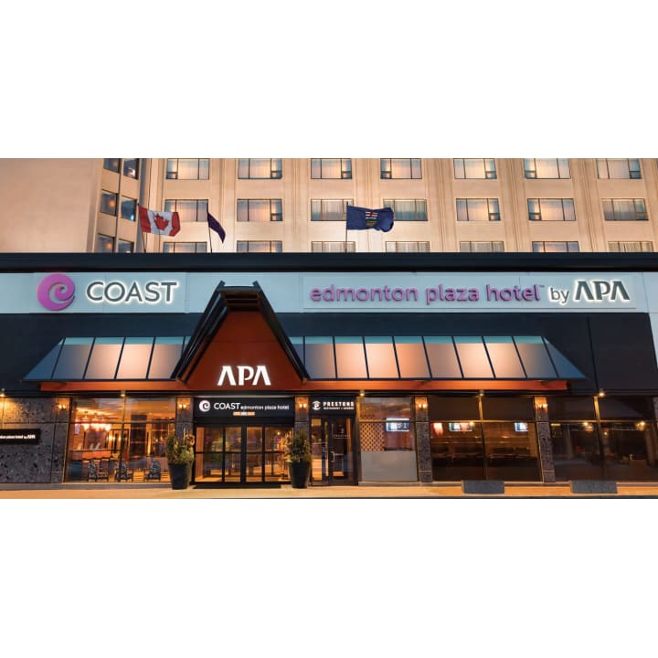 Coast Edmonton Plaza Hotel by APA