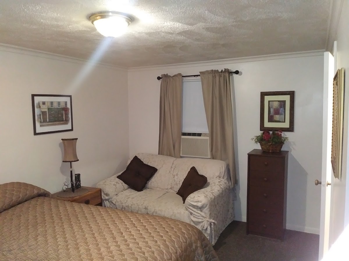 Edge O Town Motel photo 2