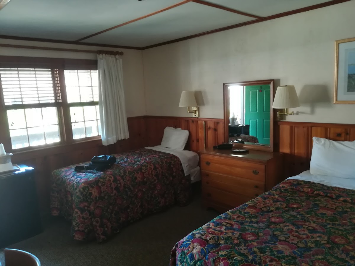 Dare Haven Motel photo 2