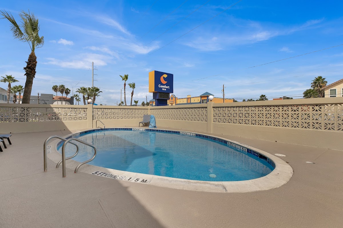 Comfort Inn South Padre Island Central photo 3