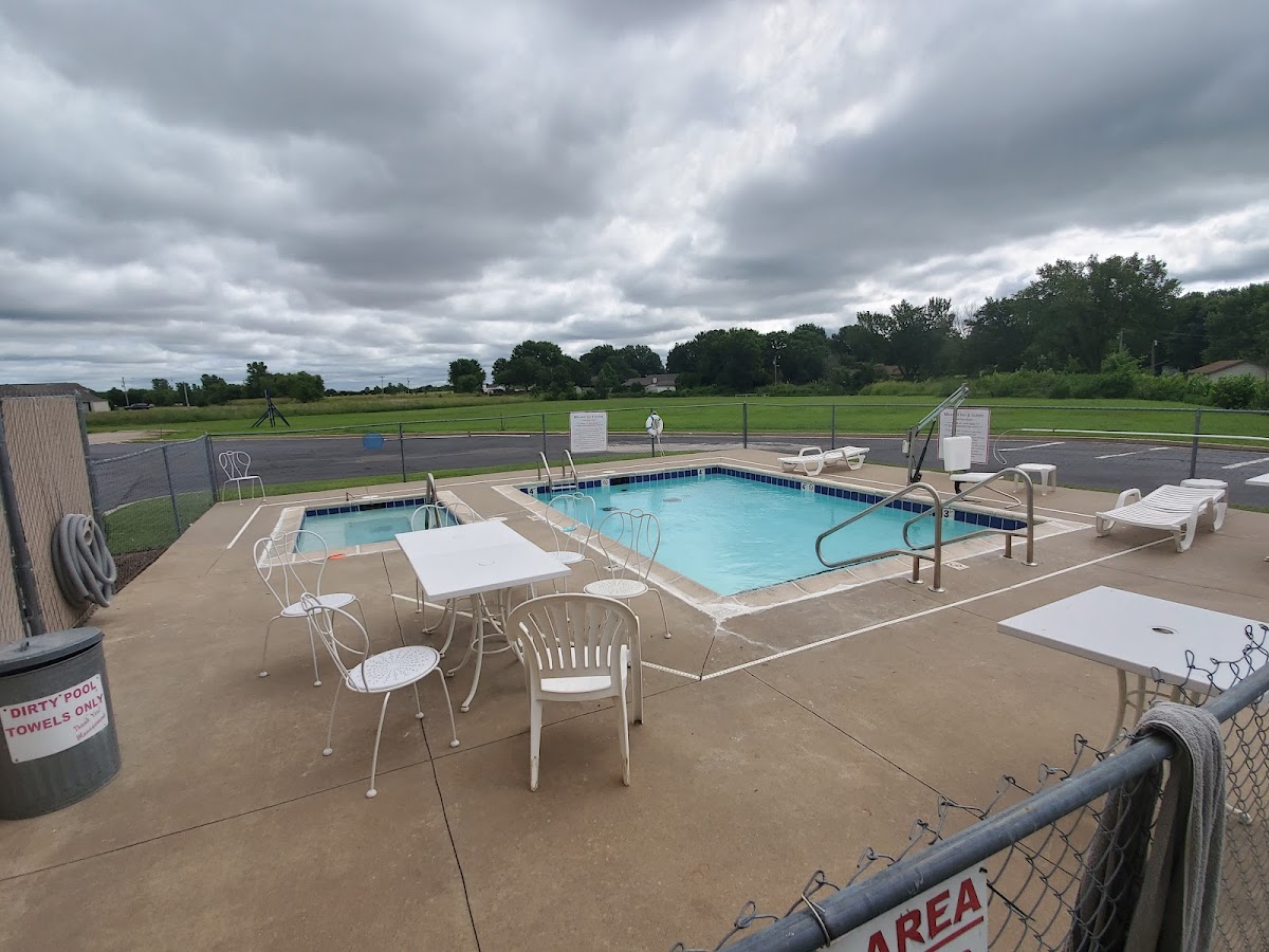 Microtel Inn & Suites by Wyndham Claremore photo 3