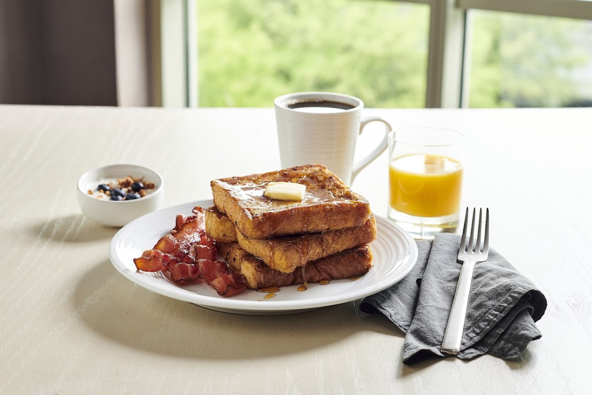 Holiday Inn & Suites Chicago-Downtown by IHG photo 2