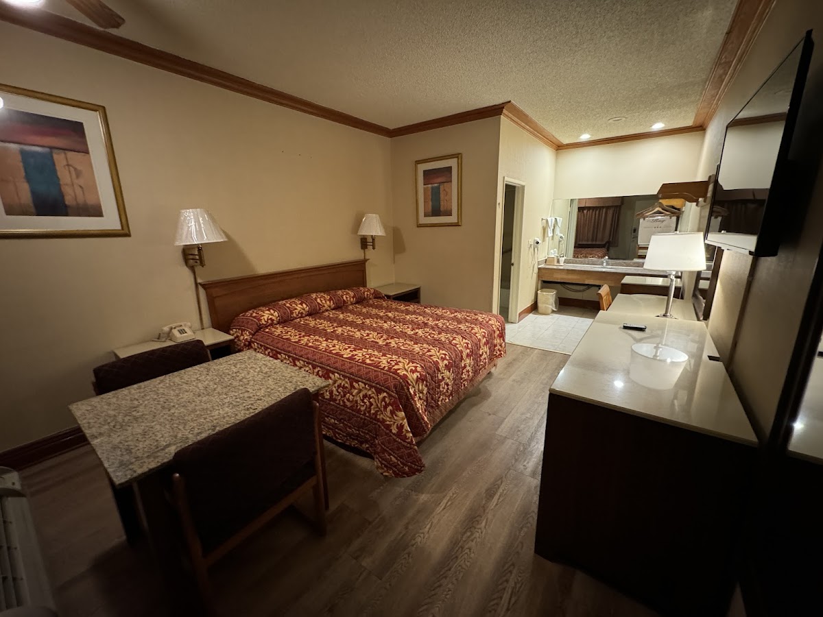 New Century Inn photo 2