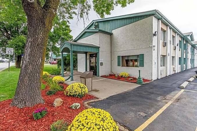 Economy Inn Appleton Wisconsin