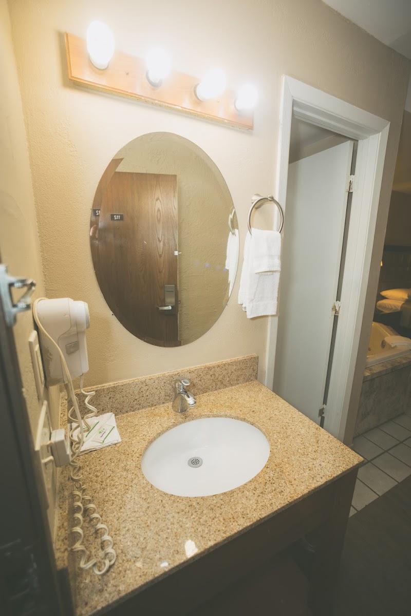 Economy Inn Appleton Wisconsin photo 3