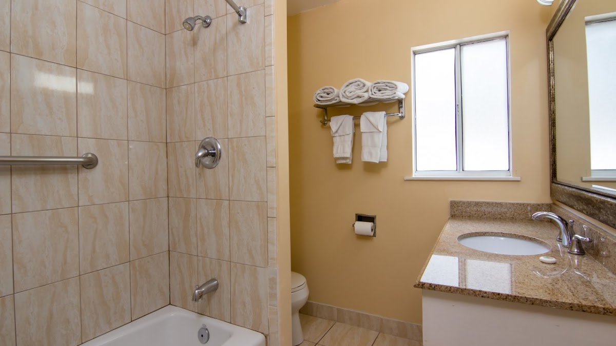 Rose Garden Inn photo 3
