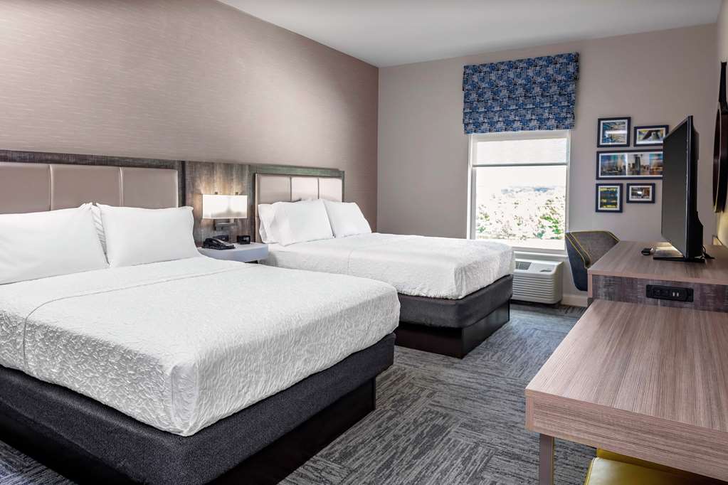 Hampton Inn Cranbury photo 2