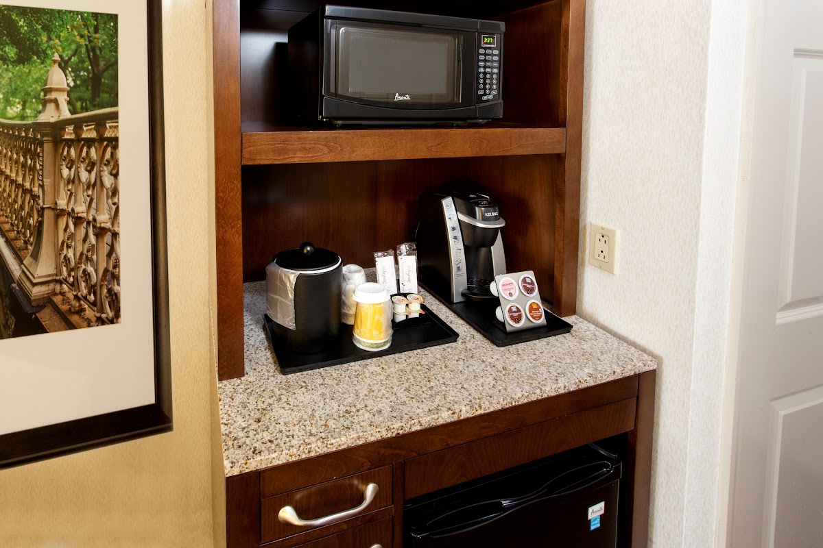 Hilton Garden Inn New York/Staten Island photo 3