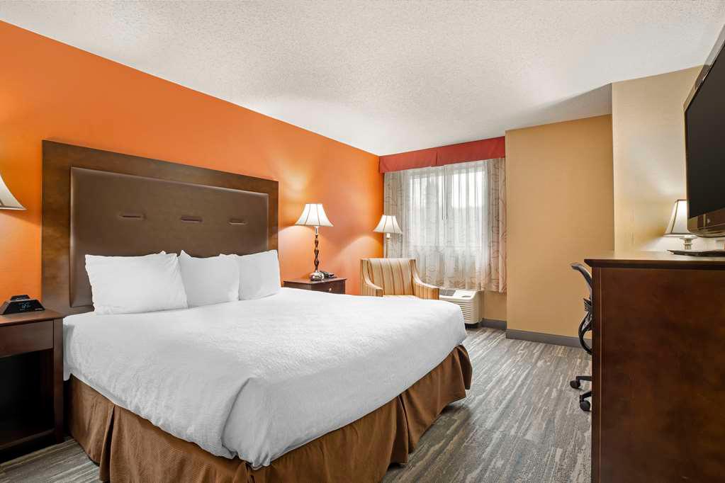 Best Western Plus The Inn at Sharon/Foxboro photo 2