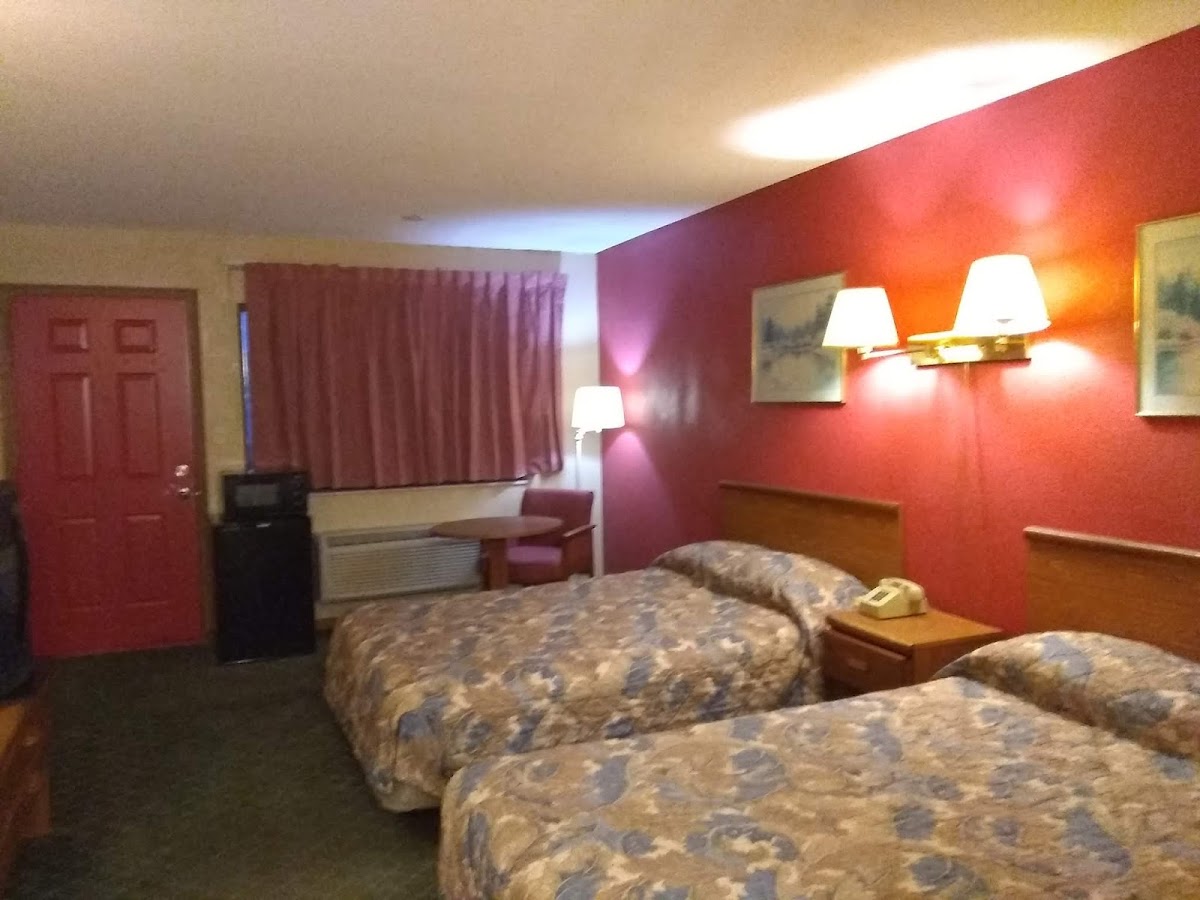 Carlisle Inn photo 2
