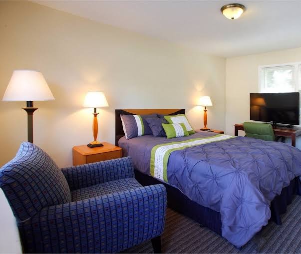 7-Hi Budget Motel