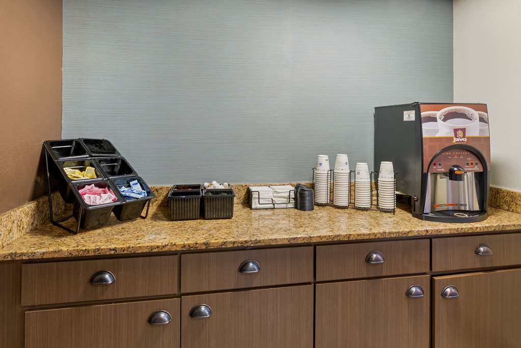Best Western Plus Executive Hotel photo 3