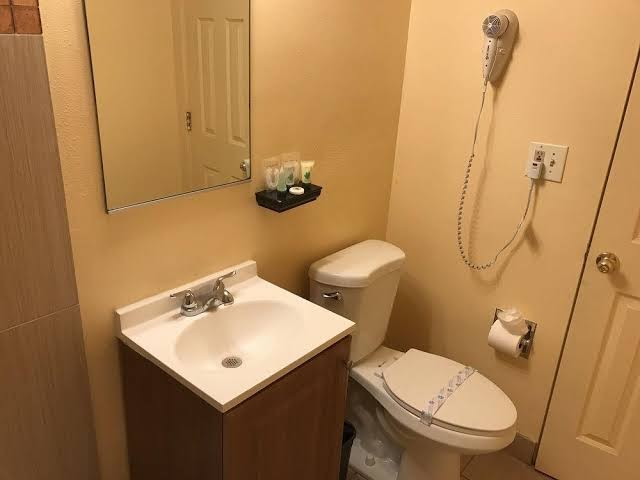 Budget Inn of America photo 3