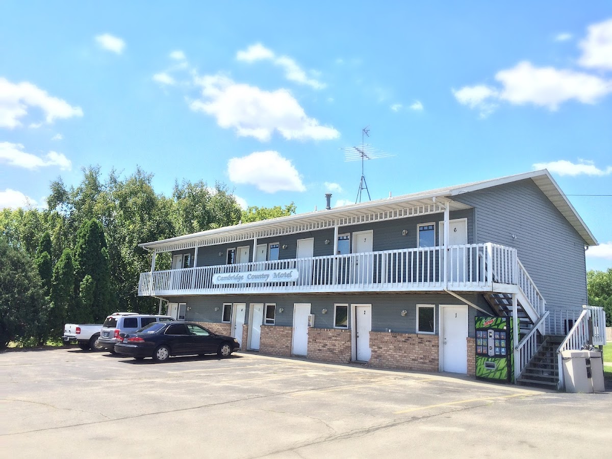 Cambridge Gas & Motel