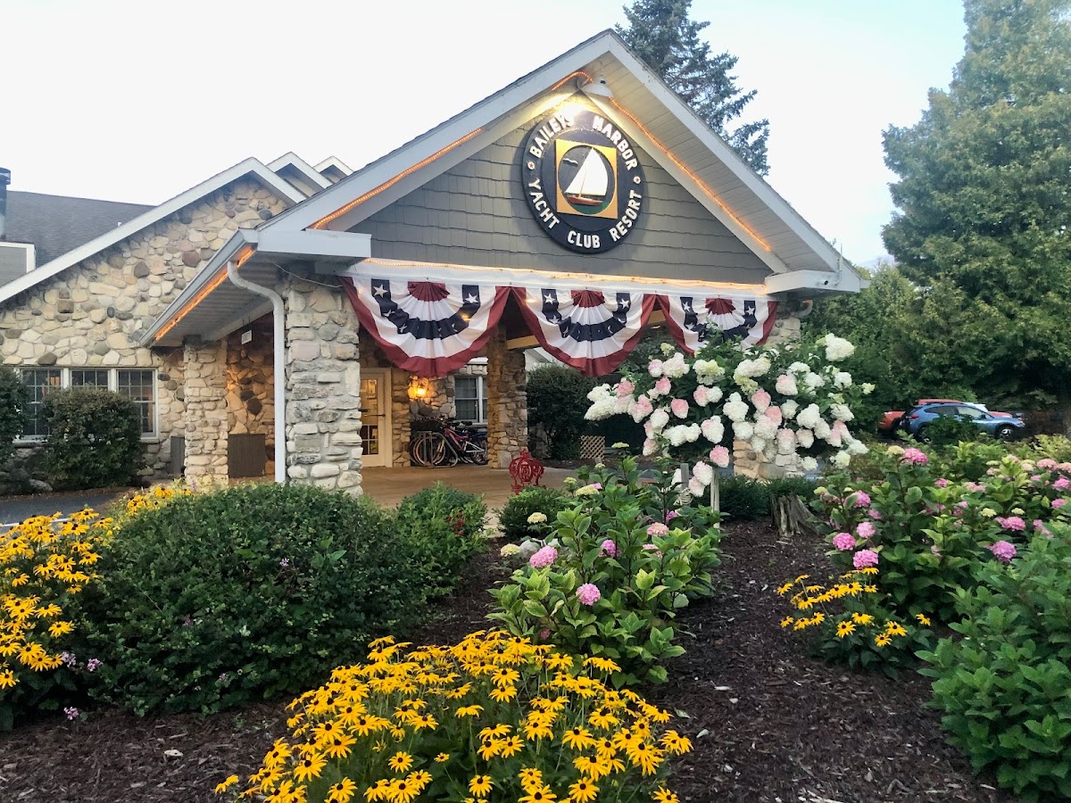 Baileys Harbor Yacht Club Resort photo 3