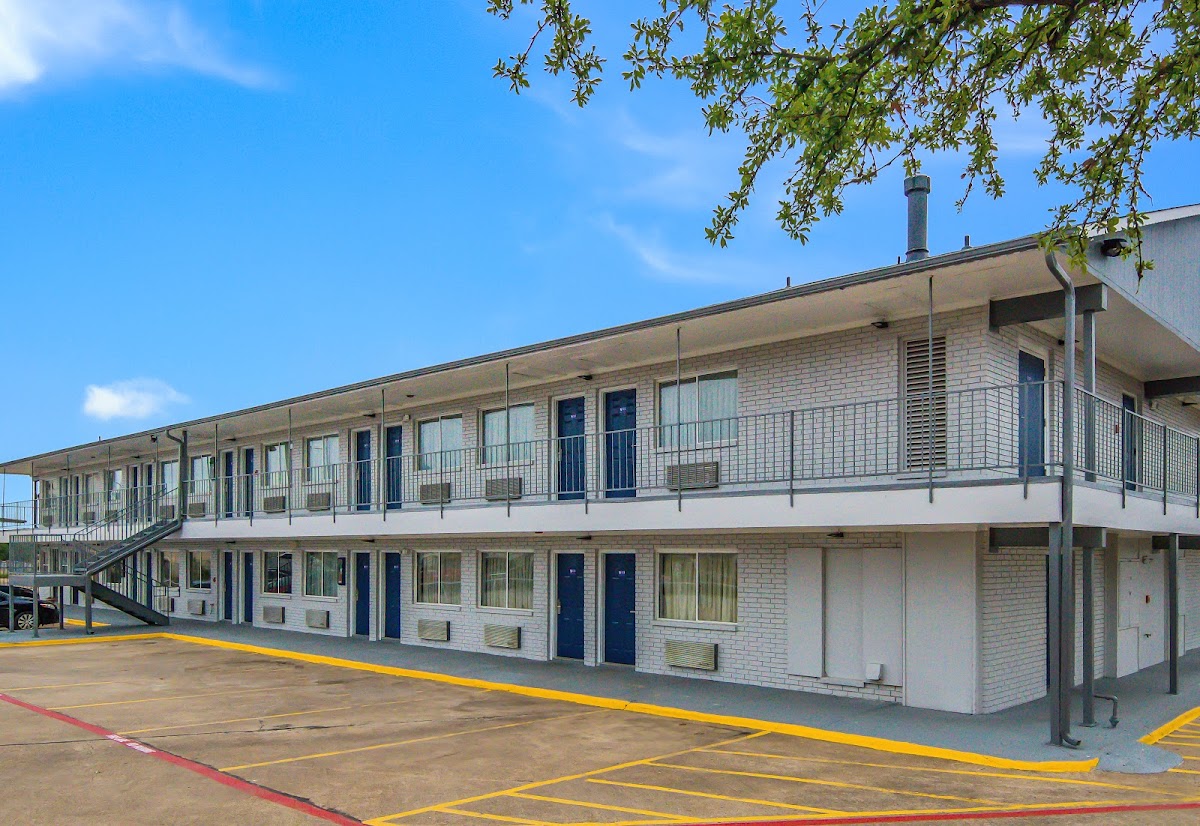 Knights Inn North Richland Hills