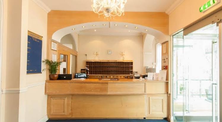 OYO Langford Hotel photo 3
