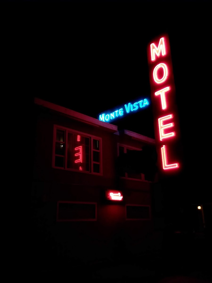 Monte Vista Motel photo 3