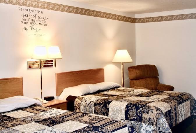 Dutch Country Inn photo 2