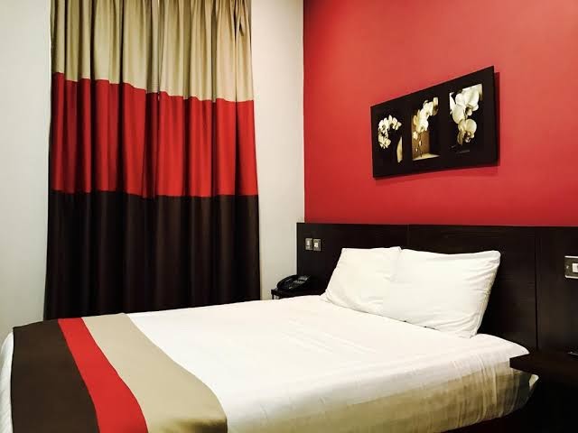 Royal Cambridge Hotel in London photo 3