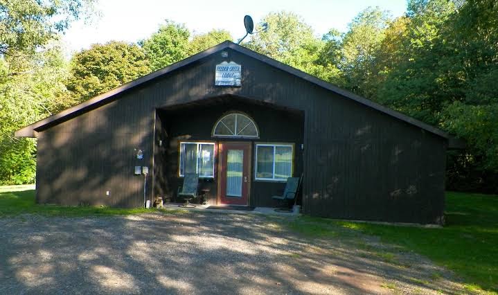 Feeder Creek Lodge