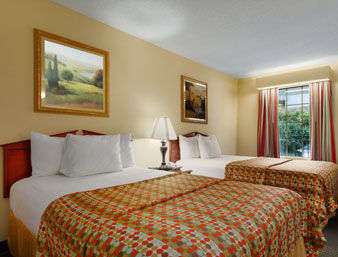 Baymont by Wyndham Dublin photo 2