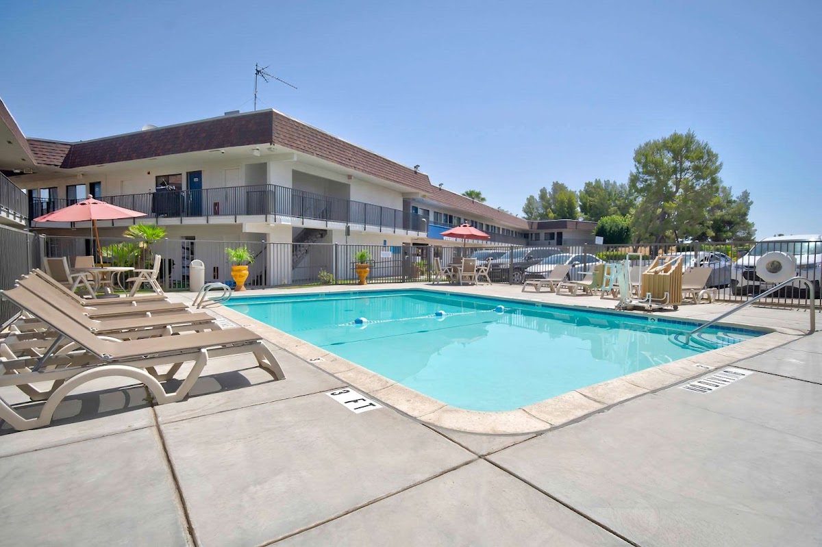 Motel 6 Palmdale, CA