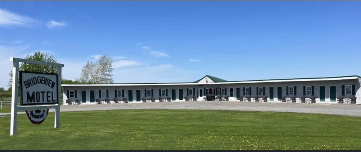 Bridgeview Motel