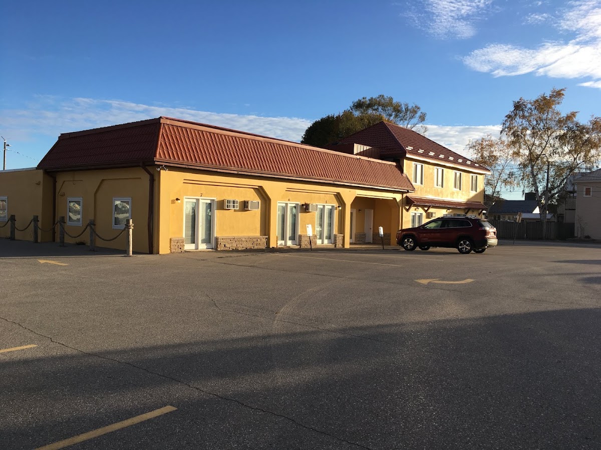 Port Stanley Beach Hotel