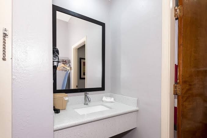 Rodeway Inn Brandon - Jackson East photo 3