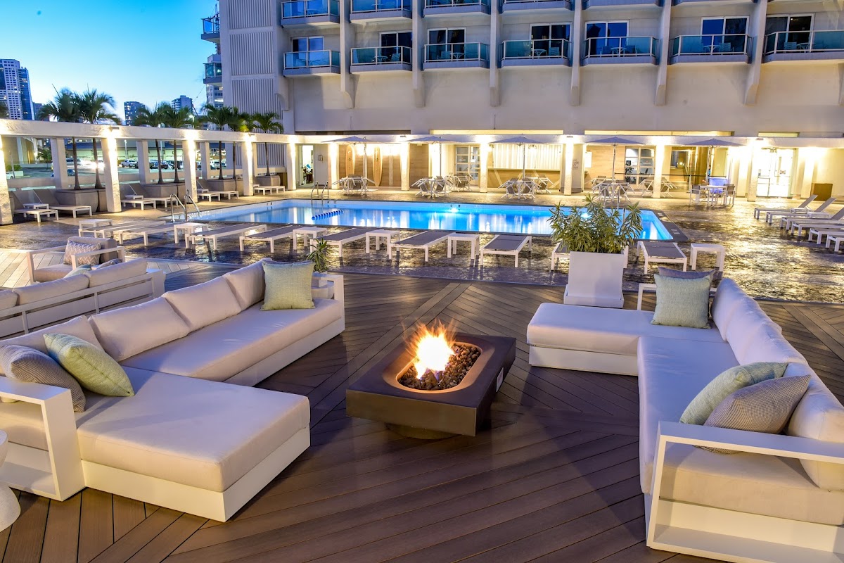 Ala Moana Honolulu by Mantra
