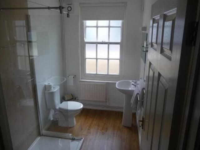 Hotel Mariners Haverfordwest Pembrokeshire West Wales photo 3