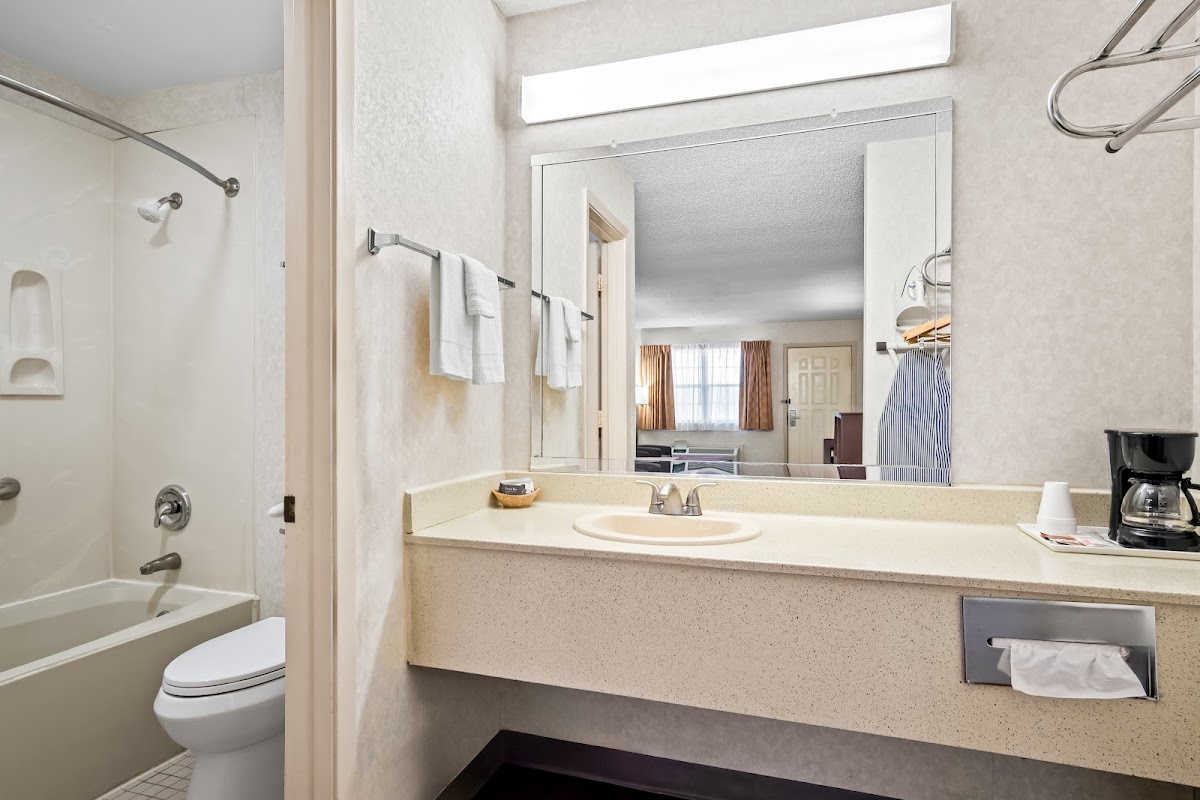 Americas Best Value Inn Midlothian Cedar Hill photo 3