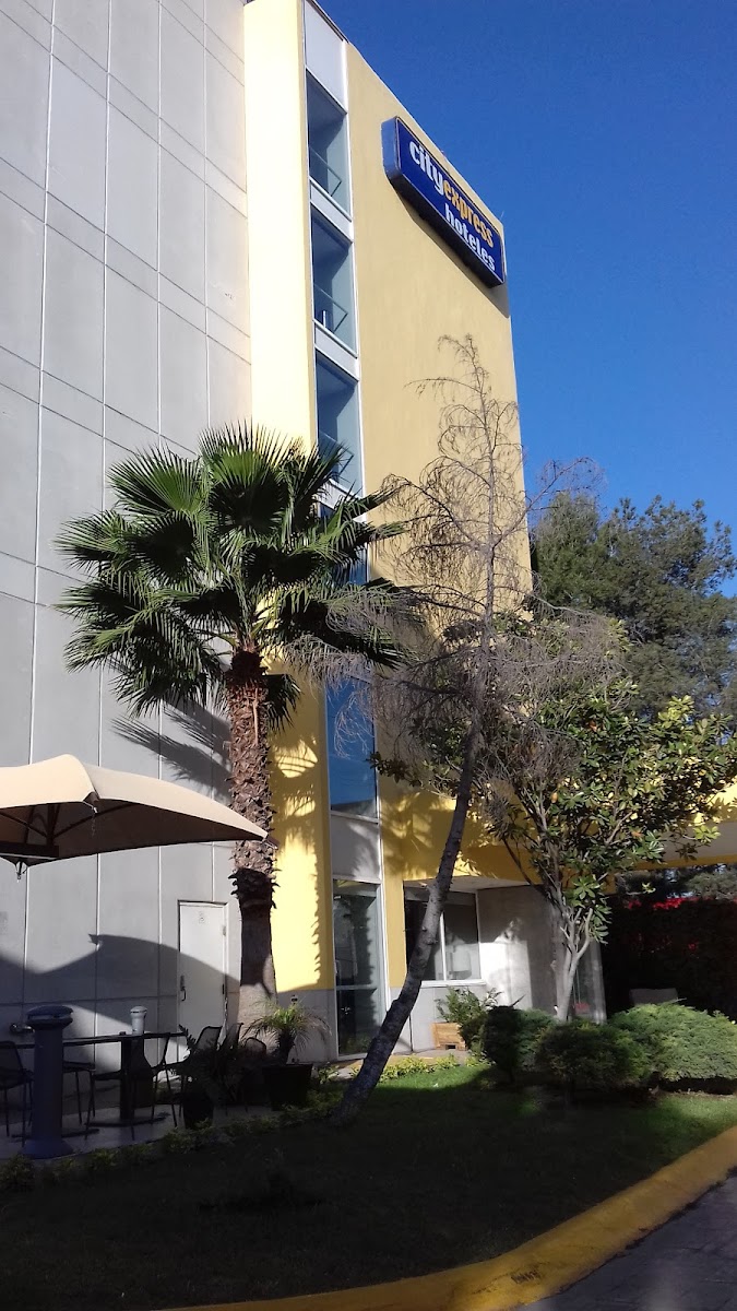 City Express by Marriott Saltillo Norte photo 2